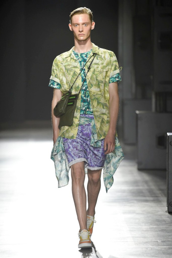 Fotoservizio/SS 2019/MEN/SFILATA/HUNTING WORLD/DP2/3