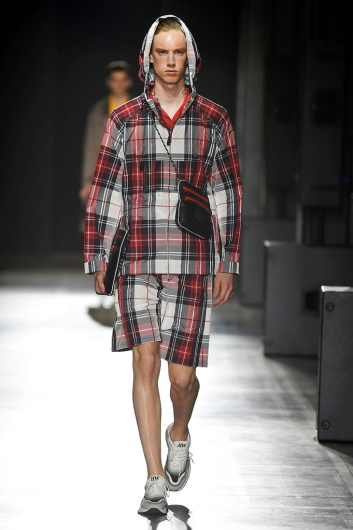 Fotoservizio/SS 2019/MEN/SFILATA/HUNTING WORLD/DP2/5