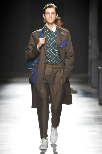Fotoservizio/SS 2019/MEN/SFILATA/HUNTING WORLD/DP2/0