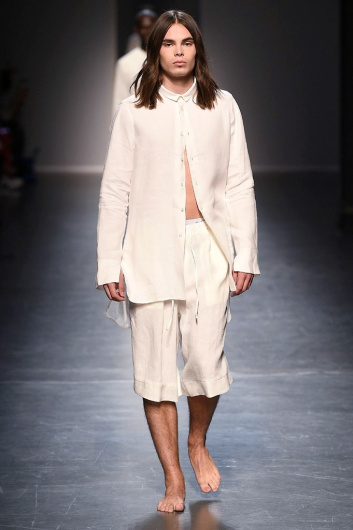 Fotoservizio/SS 2019/MEN/SFILATA/SARTORIAL MONK/DP2/5