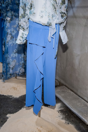 Fotoservizio/SS 2016/WOMEN/DONDUP/DP2/49