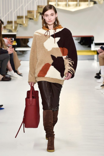 Fotoservizio/FW 18-19/WOMEN/TOD'S/DP2/3