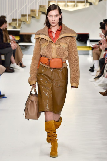 Fotoservizio/FW 18-19/WOMEN/TOD'S/DP2/1