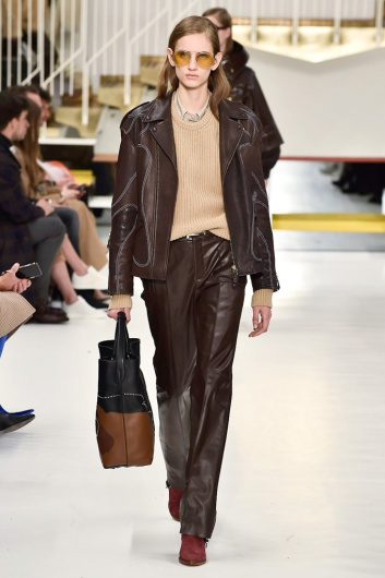 Fotoservizio/FW 18-19/WOMEN/TOD'S/DP2/3