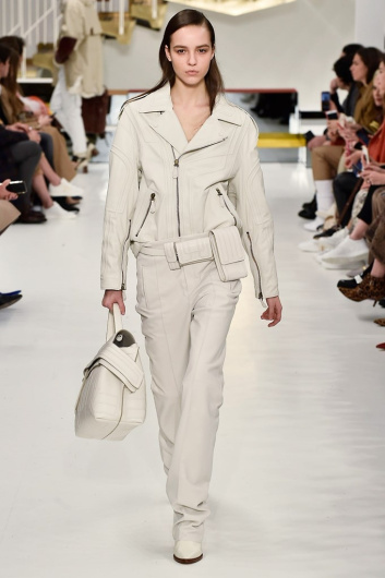 Fotoservizio/FW 18-19/WOMEN/TOD'S/DP2/4