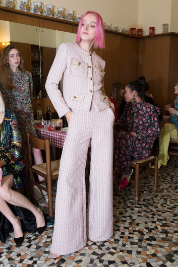 Fotoservizio/FW 18-19/WOMEN/ALCOOLIQUE/DP2/12