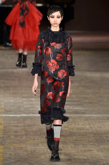 Fotoservizio/FW 18-19/WOMEN/ANTONIO MARRAS/DP2/1