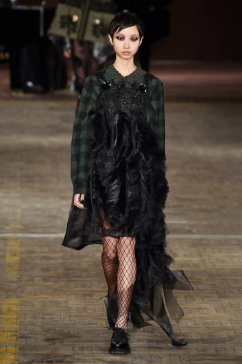 Fotoservizio/FW 18-19/WOMEN/ANTONIO MARRAS/DP2/8