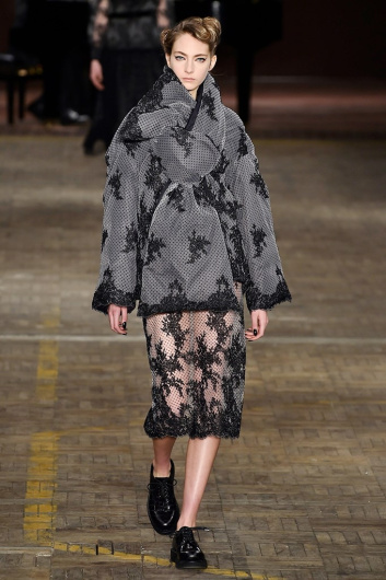 Fotoservizio/FW 18-19/WOMEN/ANTONIO MARRAS/DP2/2