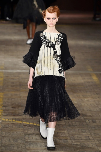 Fotoservizio/FW 18-19/WOMEN/ANTONIO MARRAS/DP2/6