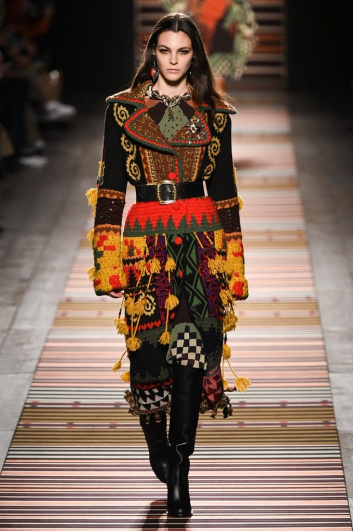 Fotoservizio/FW 18-19/WOMEN/ETRO/DP2/0