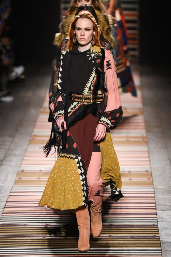 Fotoservizio/FW 18-19/WOMEN/ETRO/DP2/0