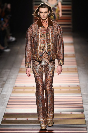 Fotoservizio/FW 18-19/WOMEN/ETRO/DP2/0