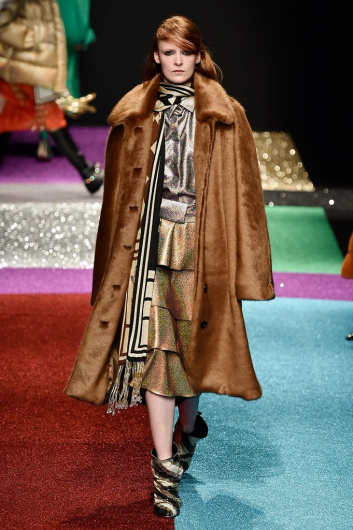 Fotoservizio/FW 18-19/WOMEN/MARCO DE VINCENZO/DP2/3