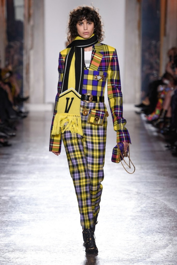 Fotoservizio/FW 18-19/WOMEN/VERSACE/DP2/3