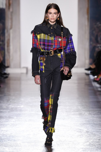 Fotoservizio/FW 18-19/WOMEN/VERSACE/DP2/8