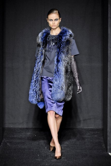 Fotoservizio/FW 2012-2013/WOMEN/MAURIZIO PECORARO/25