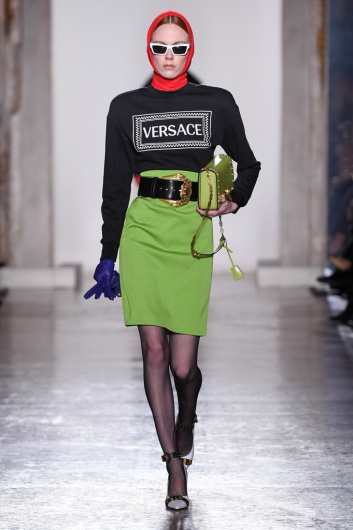 Fotoservizio/FW 18-19/WOMEN/VERSACE/DP2/0