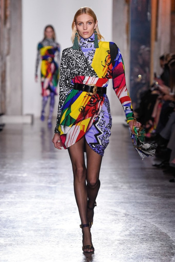 Fotoservizio/FW 18-19/WOMEN/VERSACE/DP2/1