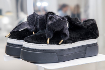 Fotoservizio/FW 18-19/WOMEN/AGL ATTILIO GIUSTI LEOMBRUNI/DP2/50