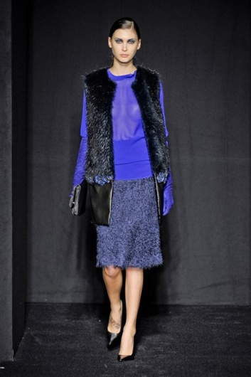 Fotoservizio/FW 2012-2013/WOMEN/MAURIZIO PECORARO/27