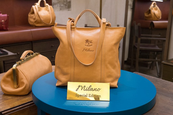 Fotoservizio/FW 18-19/WOMEN/IL BISONTE/DP2/22