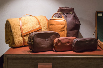Fotoservizio/FW 18-19/WOMEN/IL BISONTE/DP2/39