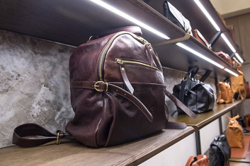 Fotoservizio/FW 18-19/WOMEN/IL BISONTE/DP2/32