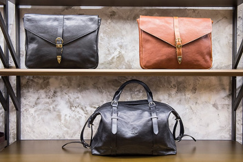 Fotoservizio/FW 18-19/WOMEN/IL BISONTE/DP2/34