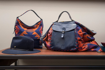 Fotoservizio/FW 18-19/WOMEN/IL BISONTE/DP2/47