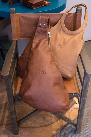 Fotoservizio/FW 18-19/WOMEN/IL BISONTE/DP2/56