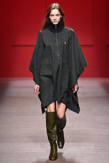 Fotoservizio/FW 18-19/WOMEN/SALVATORE FERRAGAMO/DP2/2