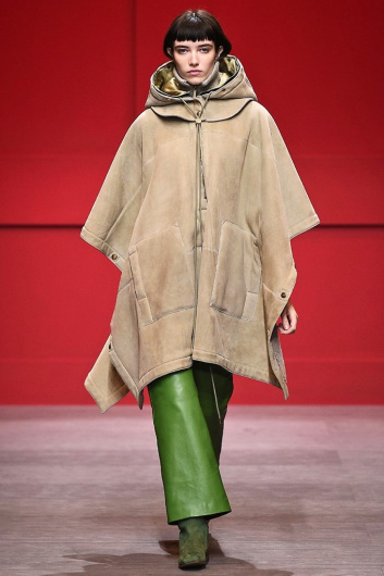 Fotoservizio/FW 18-19/WOMEN/SALVATORE FERRAGAMO/DP2/5