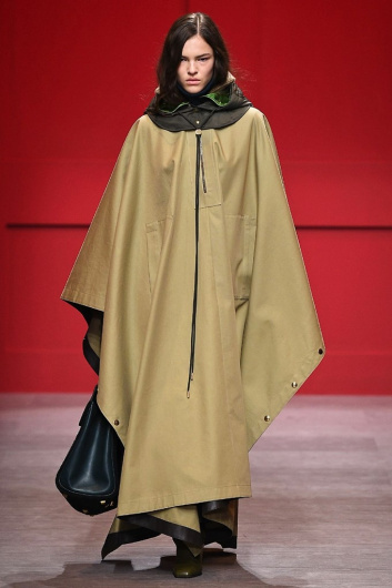 Fotoservizio/FW 18-19/WOMEN/SALVATORE FERRAGAMO/DP2/7
