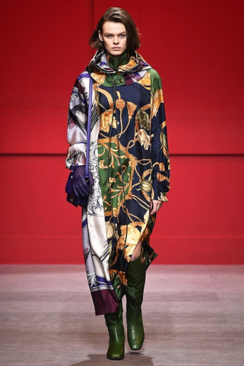Fotoservizio/FW 18-19/WOMEN/SALVATORE FERRAGAMO/DP2/1