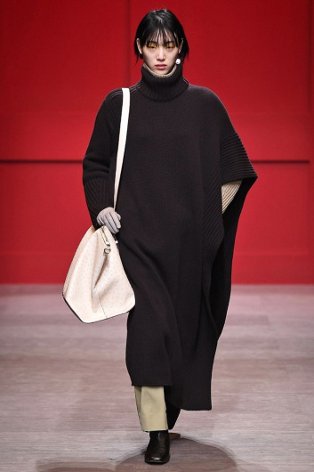 Fotoservizio/FW 18-19/WOMEN/SALVATORE FERRAGAMO/DP2/5