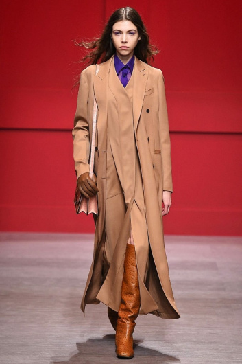 Fotoservizio/FW 18-19/WOMEN/SALVATORE FERRAGAMO/DP2/11