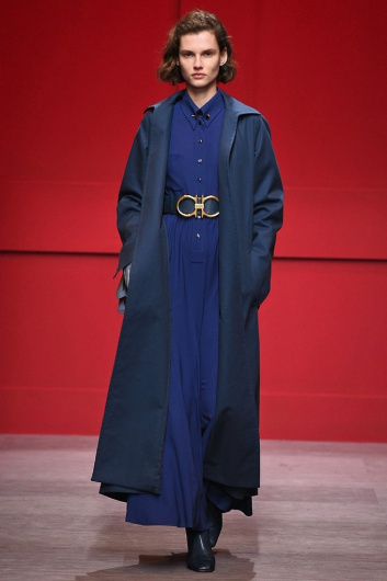 Fotoservizio/FW 18-19/WOMEN/SALVATORE FERRAGAMO/DP2/5