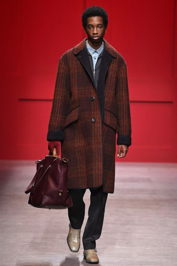 Fotoservizio/FW 18-19/WOMEN/SALVATORE FERRAGAMO/DP2/1