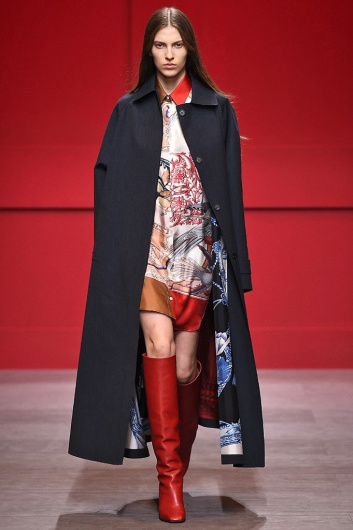 Fotoservizio/FW 18-19/WOMEN/SALVATORE FERRAGAMO/DP2/11