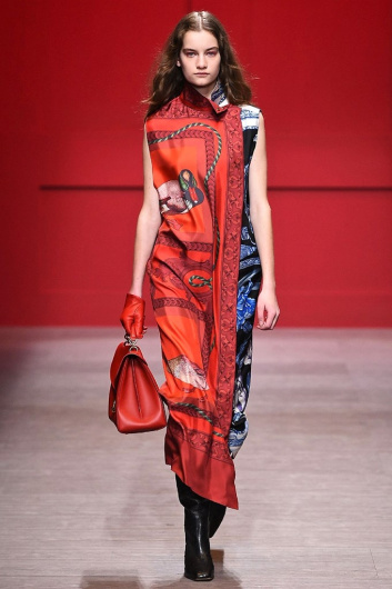 Fotoservizio/FW 18-19/WOMEN/SALVATORE FERRAGAMO/DP2/12