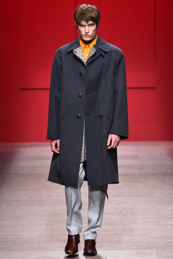 Fotoservizio/FW 18-19/WOMEN/SALVATORE FERRAGAMO/DP2/3