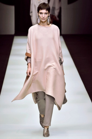 Fotoservizio/FW 18-19/WOMEN/GIORGIO ARMANI/DP2/1