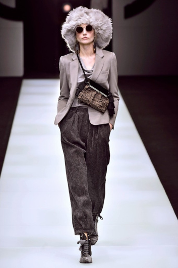 Fotoservizio/FW 18-19/WOMEN/GIORGIO ARMANI/DP2/6