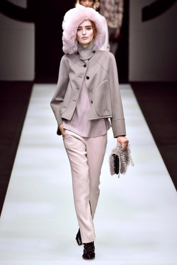 Fotoservizio/FW 18-19/WOMEN/GIORGIO ARMANI/DP2/0