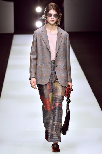Fotoservizio/FW 18-19/WOMEN/GIORGIO ARMANI/DP2/5