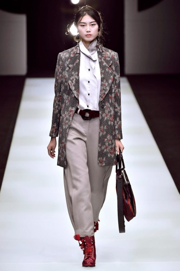 Fotoservizio/FW 18-19/WOMEN/GIORGIO ARMANI/DP2/7