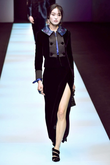 Fotoservizio/FW 18-19/WOMEN/GIORGIO ARMANI/DP2/3