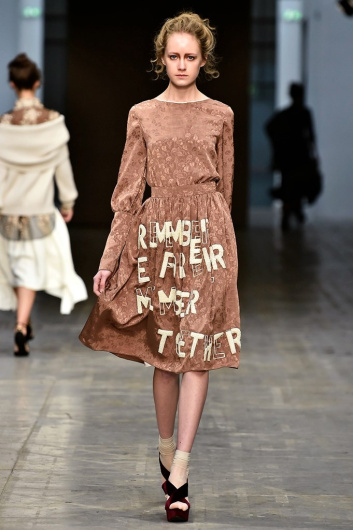 Fotoservizio/FW 18-19/WOMEN/FRANCESCA LIBERATORE/DP2/3