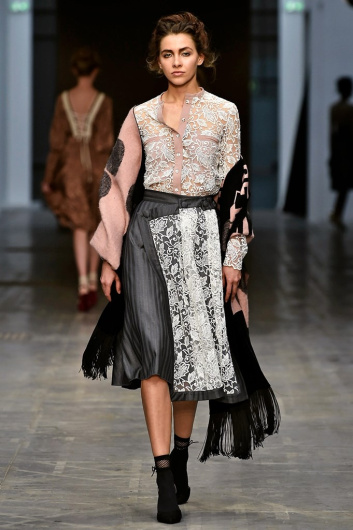 Fotoservizio/FW 18-19/WOMEN/FRANCESCA LIBERATORE/DP2/1